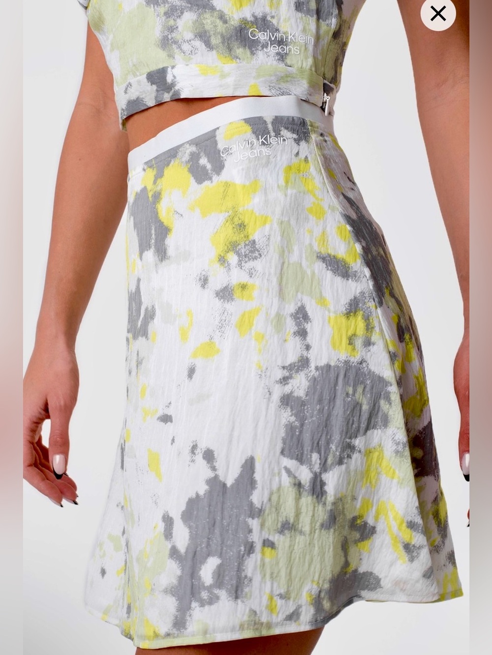 Calvin Klein Jeans Glazed White Skirt with Gray and Yellow Abstract Print